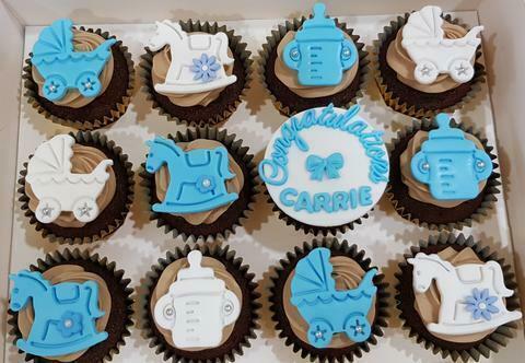We offer cupcackes, customized cakes in Singapore